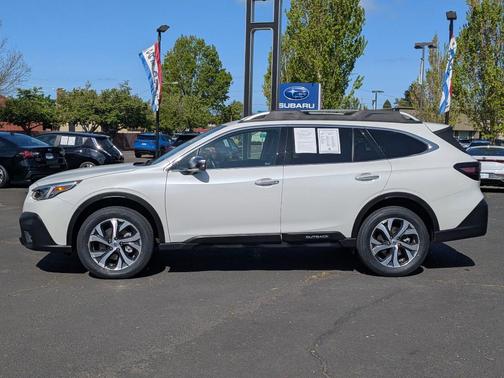 2021 Subaru Outback Touring XT