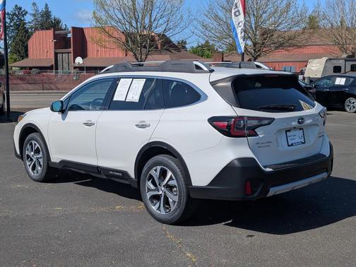 2021 Subaru Outback Touring XT