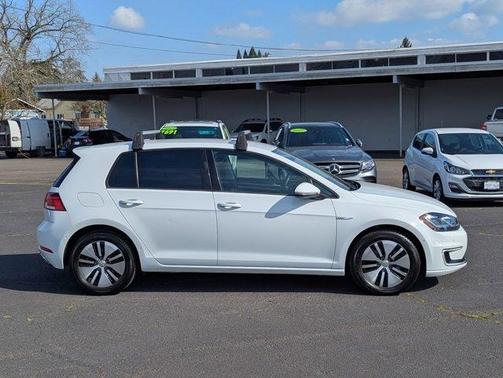 2017 Volkswagen e-Golf SEL Premium