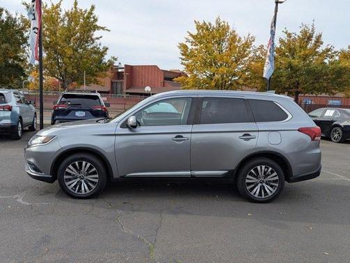 2019 Mitsubishi Outlander SEL