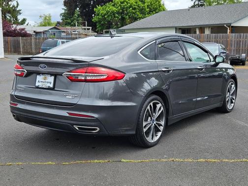 2020 Ford Fusion Titanium
