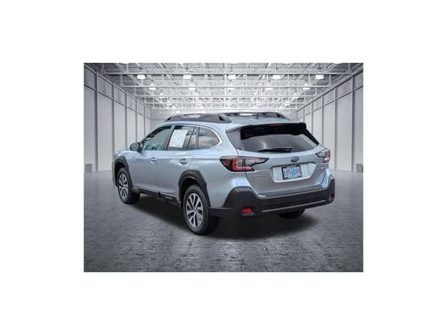 Ice Silver Metallic 2025 Subaru Outback Premium