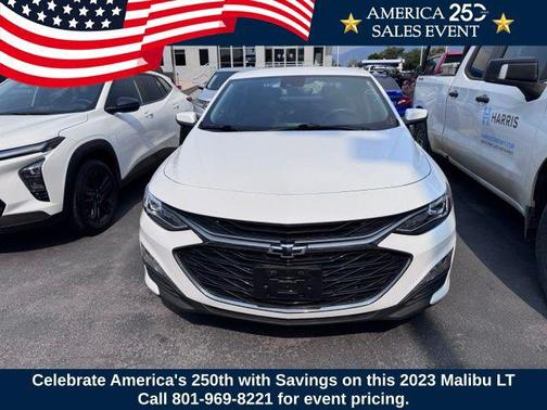 Summit White 2023 Chevrolet Malibu FWD 2LT