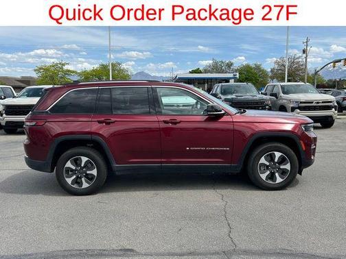 Velvet Red Pearlcoat 2023 Jeep Grand Cherokee 4xe Base