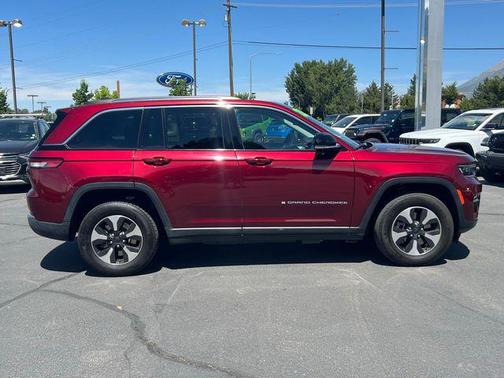 Velvet Red Pearlcoat 2023 Jeep Grand Cherokee 4xe Base
