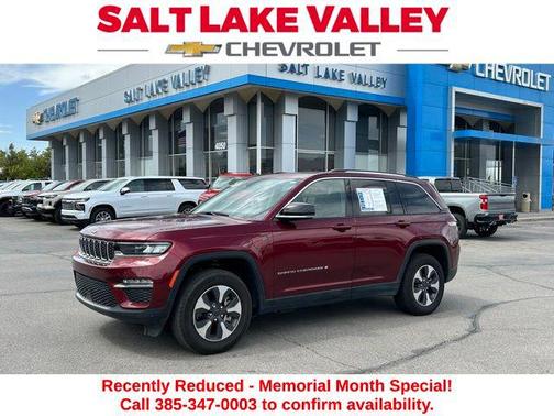 Velvet Red Pearlcoat 2023 Jeep Grand Cherokee 4xe Base