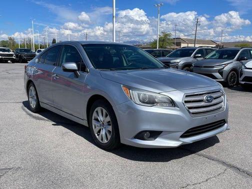 Ice Silver Metallic 2017 Subaru Legacy Premium
