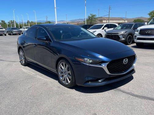 2019 Mazda Mazda3 FWD w/Premium Package