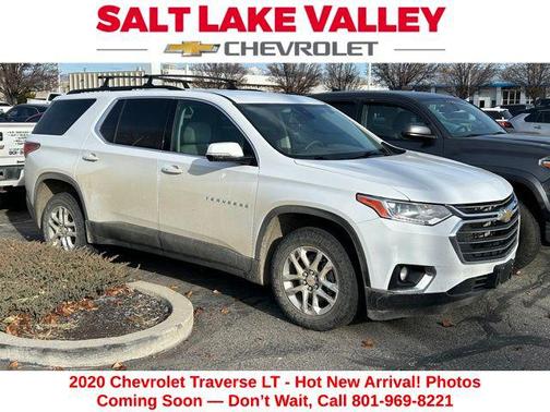2020 Chevrolet Traverse LT Cloth