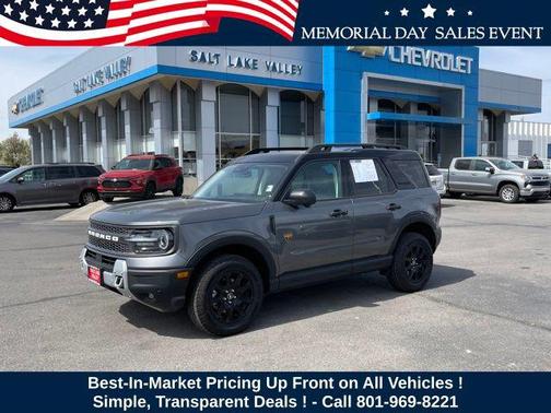 CARBONIZED GRAY METALLIC 2025 Ford Bronco Sport Badlands