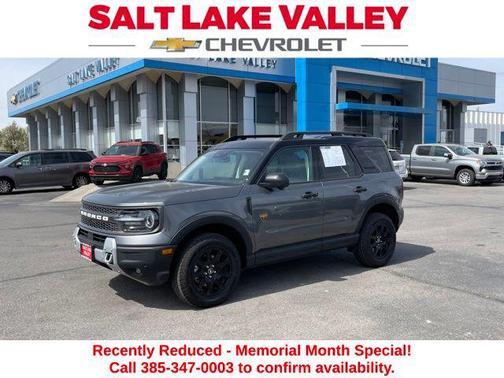 CARBONIZED GRAY METALLIC 2025 Ford Bronco Sport Badlands