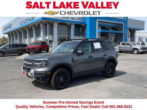 CARBONIZED GRAY METALLIC 2025 Ford Bronco Sport Badlands