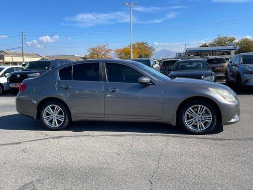 2013 INFINITI G37x Base