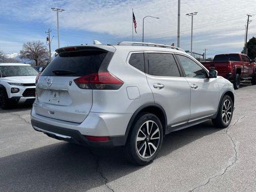 Brilliant Silver Metallic 2019 Nissan Rogue SL