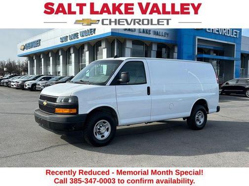 Summit White 2022 Chevrolet Express 2500 Work Van