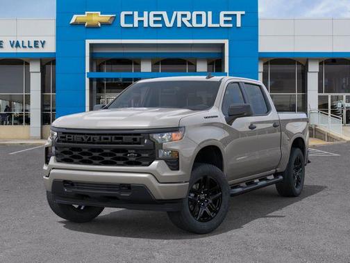 White Sands 2026 Chevrolet Silverado 1500 Custom