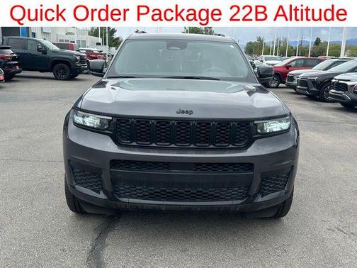Baltic Gray Metallic Clearcoat 2023 Jeep Grand Cherokee L Altitude
