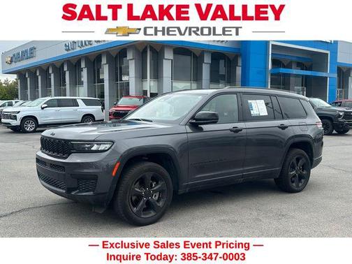 Baltic Gray Metallic Clearcoat 2023 Jeep Grand Cherokee L Altitude