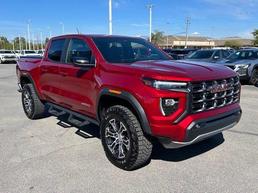 2024 GMC Canyon AT4