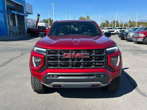 2024 GMC Canyon AT4
