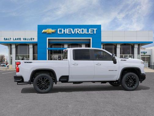 Summit White 2026 Chevrolet Silverado 3500 LT