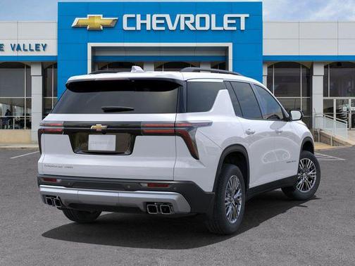 2025 Chevrolet Traverse LT