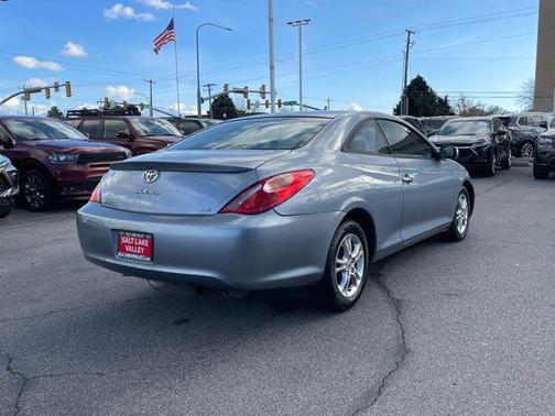 2005 Toyota Camry Solara SE