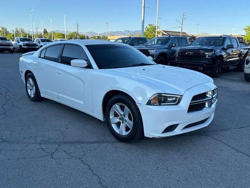 Bright White Clearcoat 2012 Dodge Charger SE