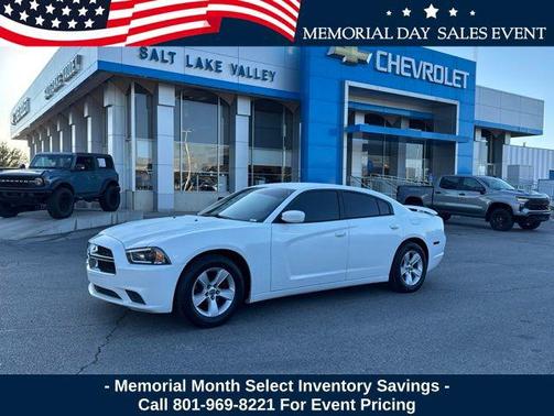 Bright White Clearcoat 2012 Dodge Charger SE