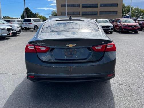 2017 Chevrolet Malibu 1LT