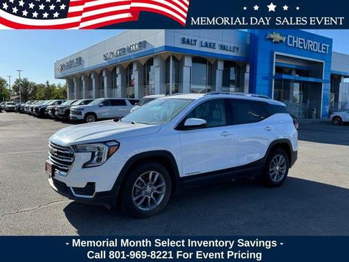 Summit White 2022 GMC Terrain SLT