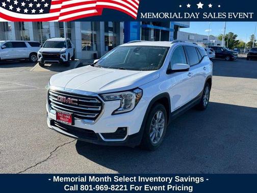 Summit White 2022 GMC Terrain SLT