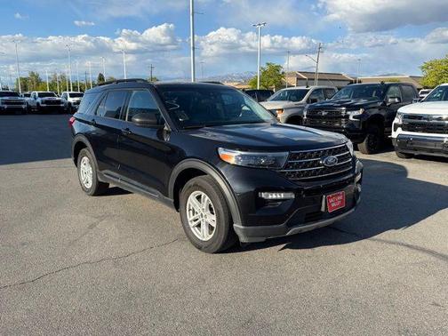 Black Metallic 2024 Ford Explorer XLT