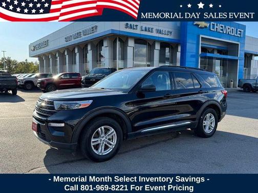 Black Metallic 2024 Ford Explorer XLT