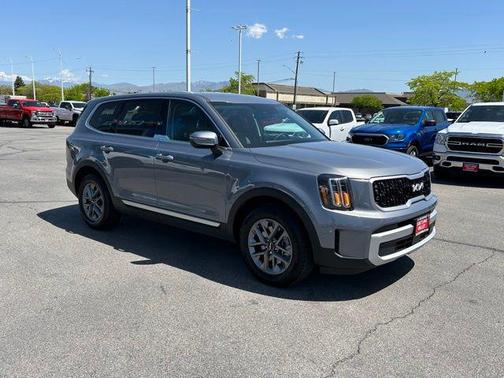 2024 Kia Telluride LX
