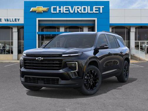 Mosaic Black Metallic 2026 Chevrolet Traverse LT