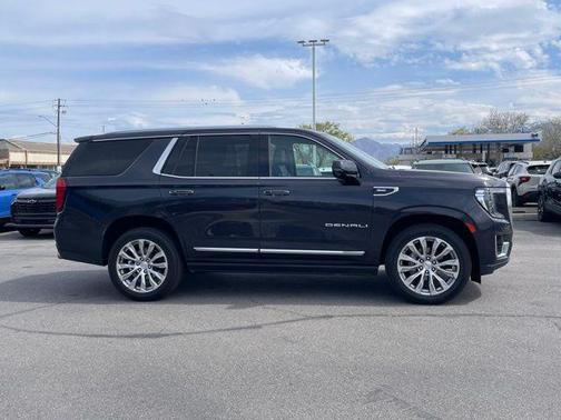 Titanium Rush Metallic 2023 GMC Yukon Denali