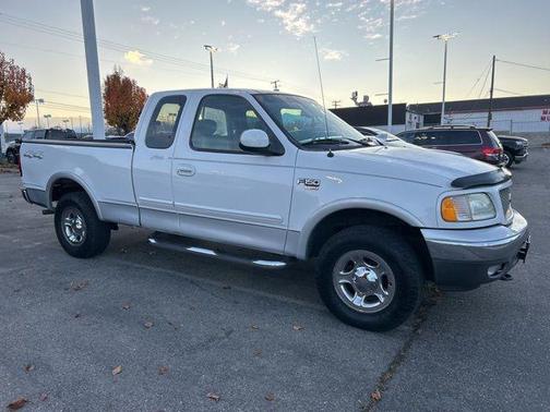 2003 Ford F-150 XLT