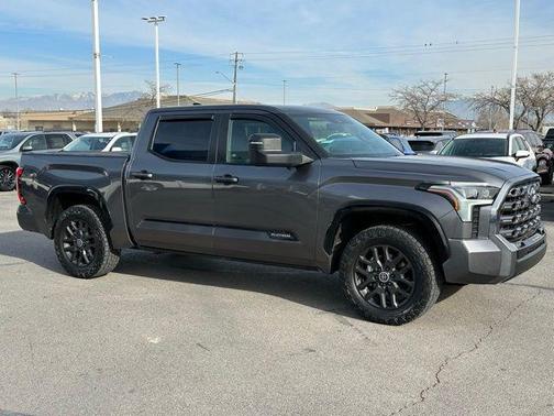 2024 Toyota Tundra Platinum