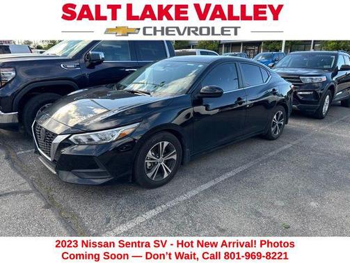Super Black 2023 Nissan Sentra SV