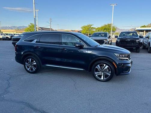 Gravity Blue 2022 Kia Sorento Plug-In Hybrid SX