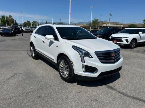 2017 Cadillac XT5 Luxury