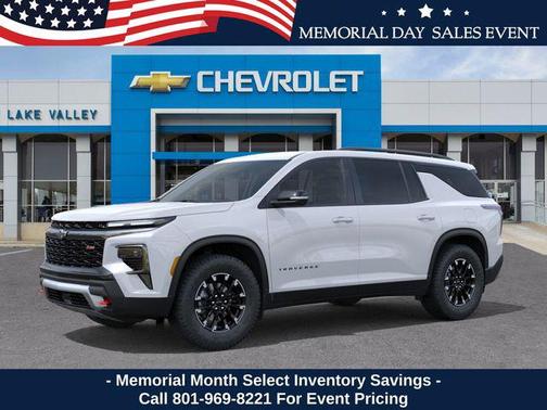 Polar White Tricoat 2026 Chevrolet Traverse AWD Z71