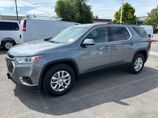 2021 Chevrolet Traverse LT Cloth