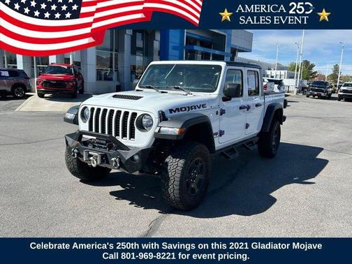 Bright White Clearcoat 2021 Jeep Gladiator Mojave 4x4
