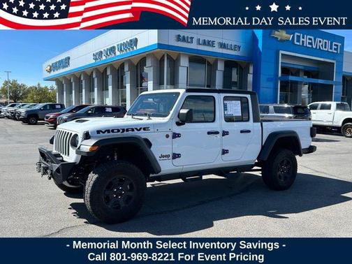 Bright White Clearcoat 2021 Jeep Gladiator Mojave 4x4