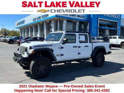 Bright White Clearcoat 2021 Jeep Gladiator Mojave 4x4