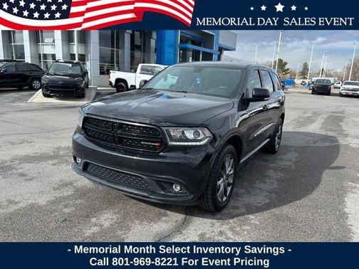 DB Black Crystal Clearcoat 2017 Dodge Durango GT