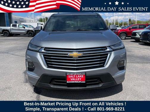 Sterling Gray Metallic 2023 Chevrolet Traverse Premier