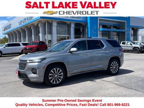 Sterling Gray Metallic 2023 Chevrolet Traverse Premier